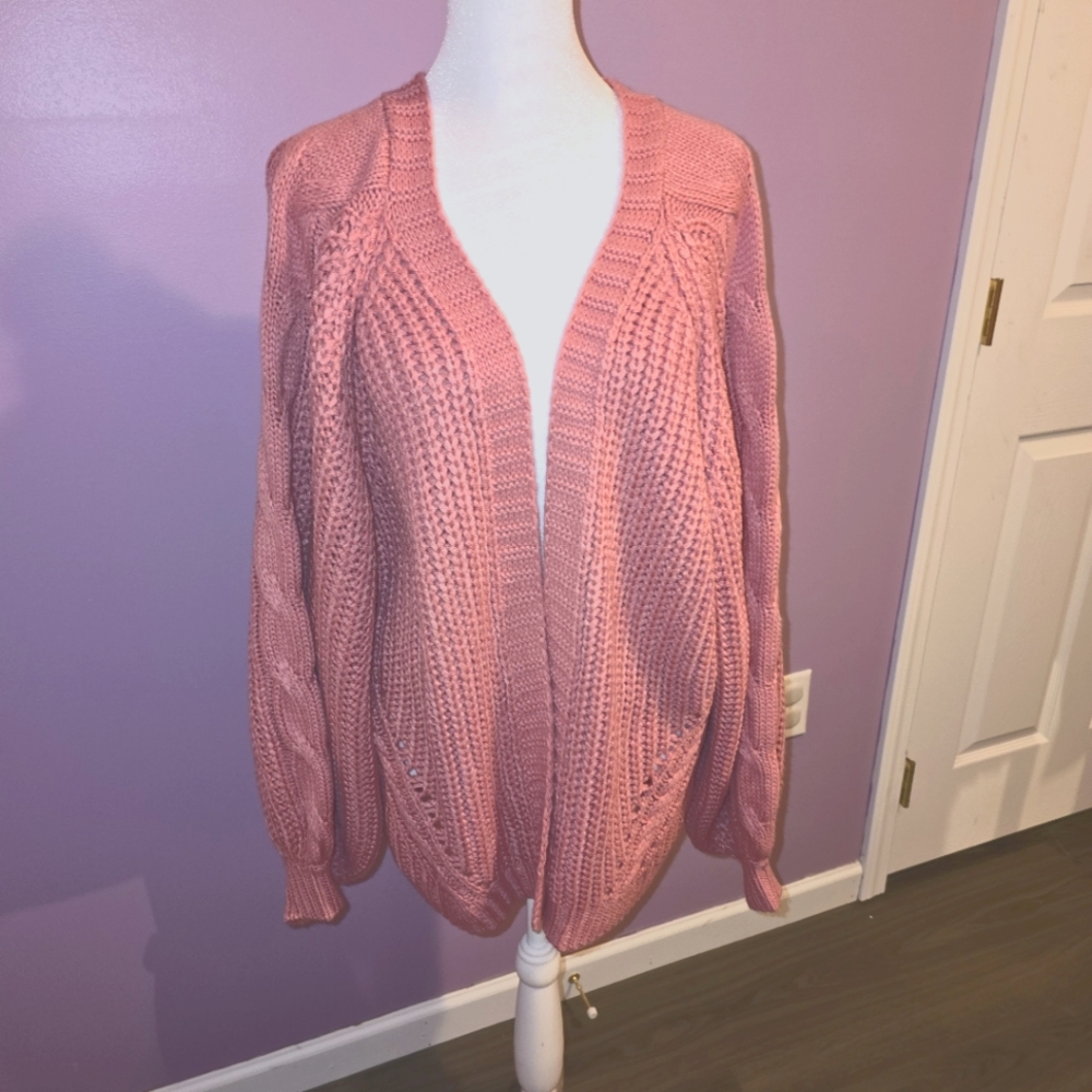NWT Lea & Viola Pink Cardigan Sweater